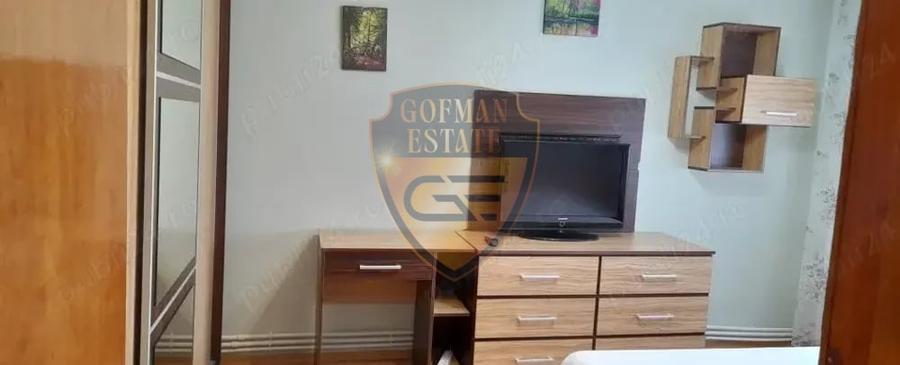 Apartament cu 4 camere decomandat în Gara