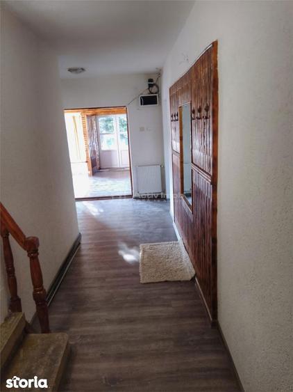 Casă cu Teren 2500 Mp în Secăria