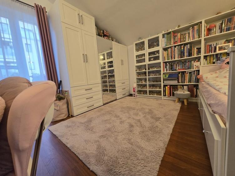 Duplex cu 4 camere cu Canalizare în Bună Ziua