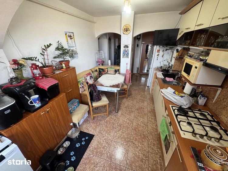 Apartament cu 2 camere decomandat în Brătianu