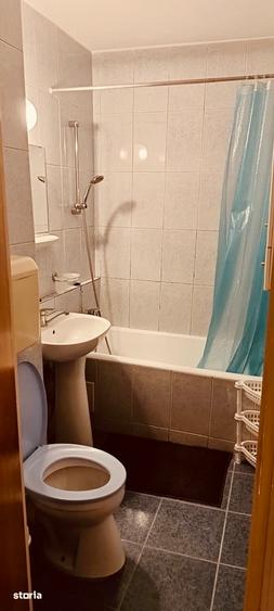 Apartament cu 2 camere decomandat, mobilat în Titan