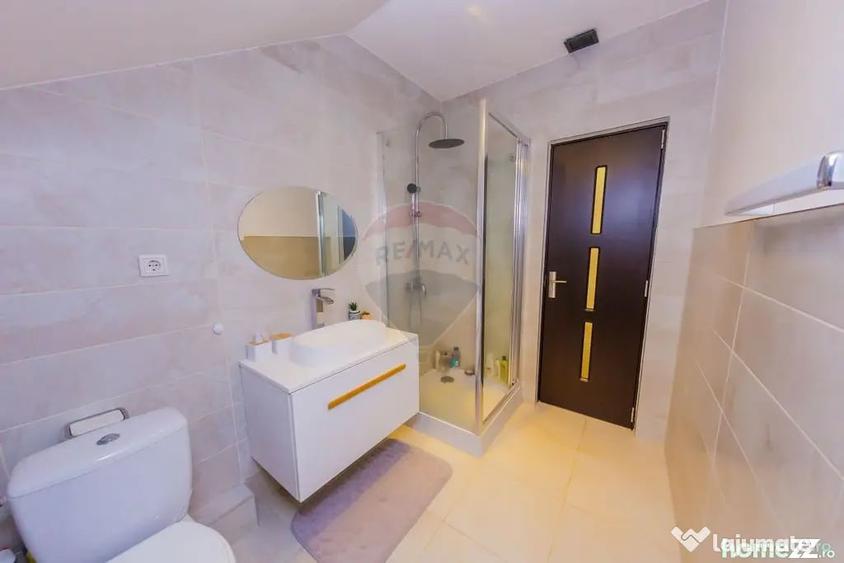 Casă cu 4 camere cu Teren 2900 Mp în Colțirea