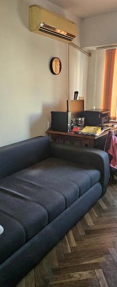 Apartament cu 3 camere decomandat în Casa de Cultură