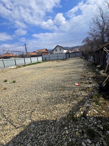 Teren de 2219 mp, în Hangani