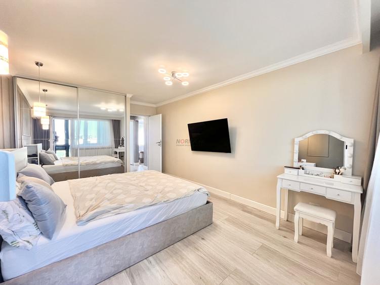 Apartament cu 3 camere semidecomandat, mobilat în Titan