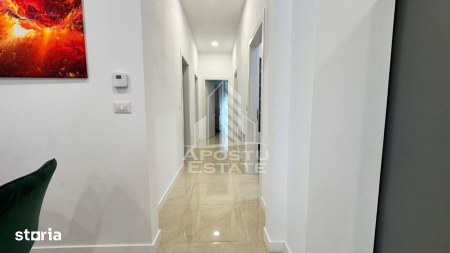 Apartament cu 4 camere în Torontalului