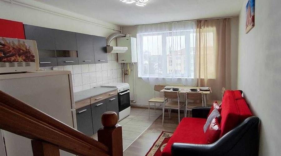 Apartament cu 3 camere semidecomandat în Terezian