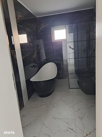Casă cu 4 camere cu Teren 224 Mp în Oncea