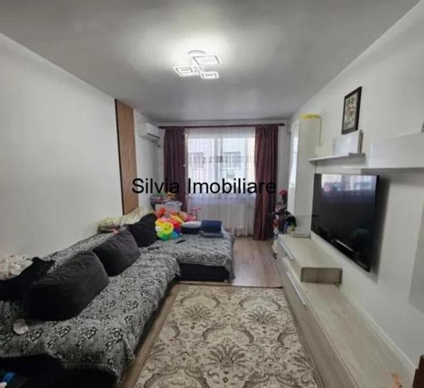 Apartament cu 3 camere în Berceni