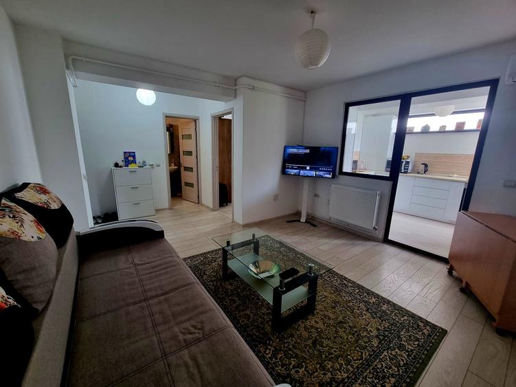 Apartament cu 2 camere semidecomandat în Popoveni