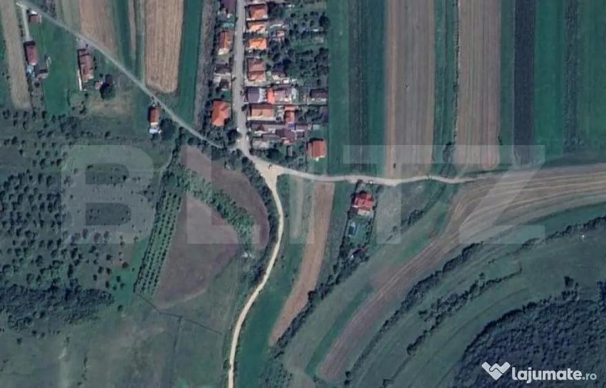Teren în Luna