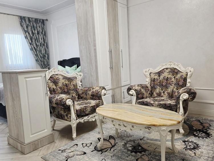 Garsonieră decomandată în Central