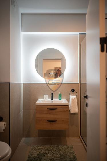 Apartament cu 2 camere semidecomandat, mobilat în Mamaia-Sat