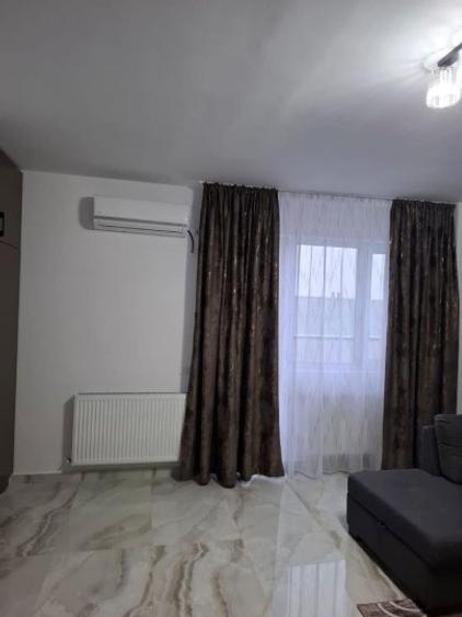 Apartament cu 2 camere decomandat, mobilat în Titan
