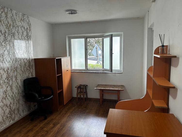 Garsonieră decomandată în Tineretului