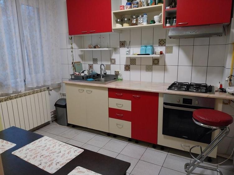 Apartament cu 2 camere decomandat în Exterior Vest