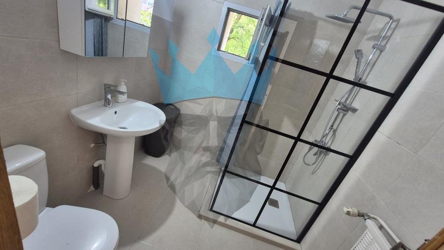 Apartament cu 2 camere semidecomandat, mobilat în Gorjului
