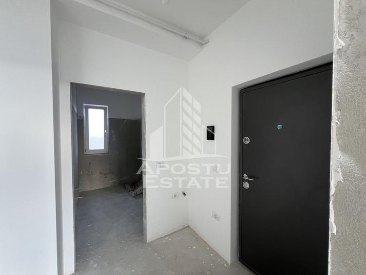 Apartament cu 3 camere decomandat în Torontalului
