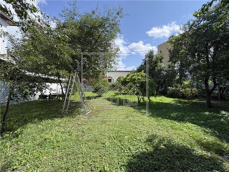 Duplex cu 4 camere cu Canalizare în Calea Dumbrăvii
