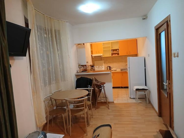 INCHIRIEZ APARTAMENT 1 CAMERA in Floresti