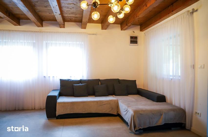 Casă cu 5 camere cu Teren 400 Mp în Valea Doftanei