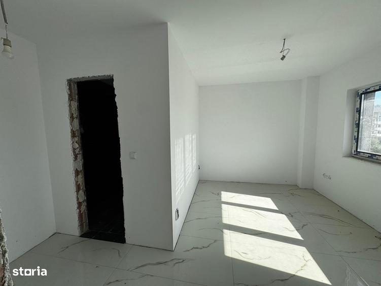 Apartament cu 4 camere în Central