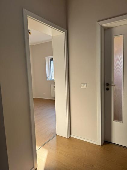 Apartament cu 3 camere decomandat în Giroc