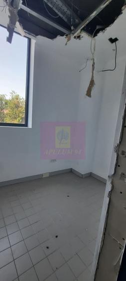 Spațiu comercial, de 226 mp, în Decebal