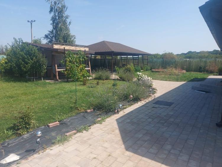 Spațiu industrial, de 2,000 mp, în Ciolpani