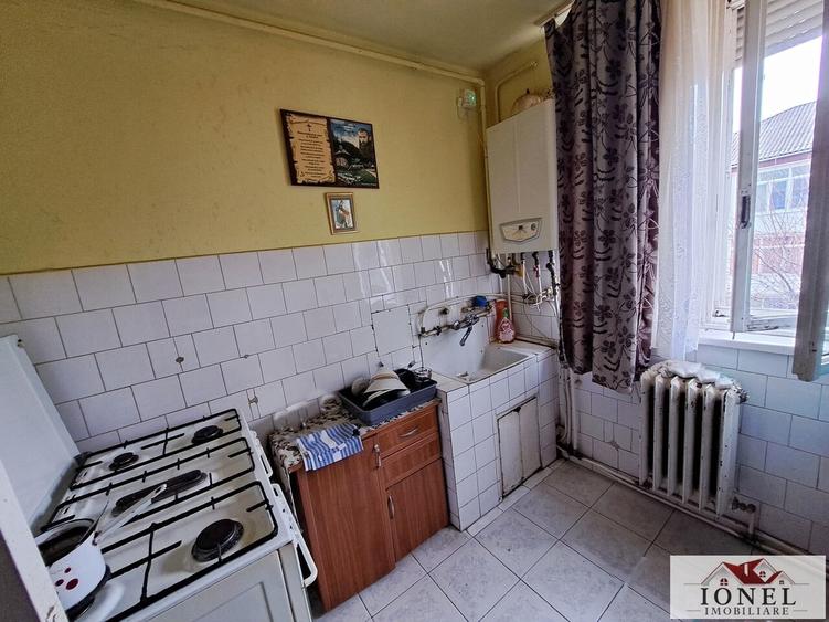 Apartament cu 3 camere în Cugir