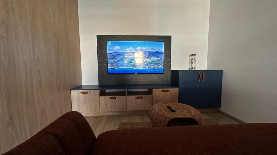 Apartament cu 2 camere decomandat în Berceni
