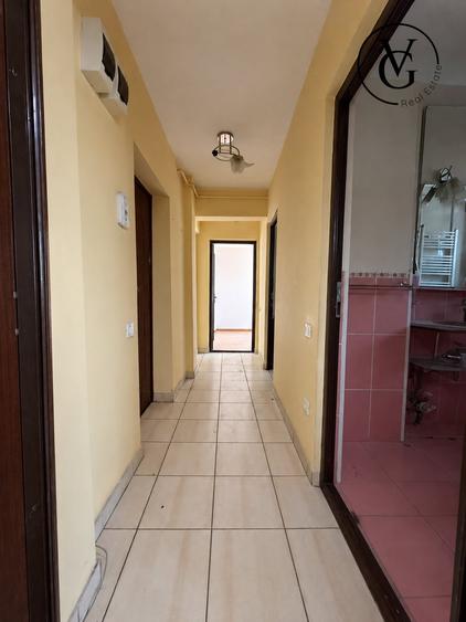 Apartament cu 3 camere decomandat în Ultracentral