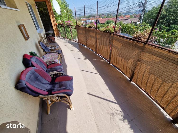 Apartament cu 4 camere în Bună Ziua