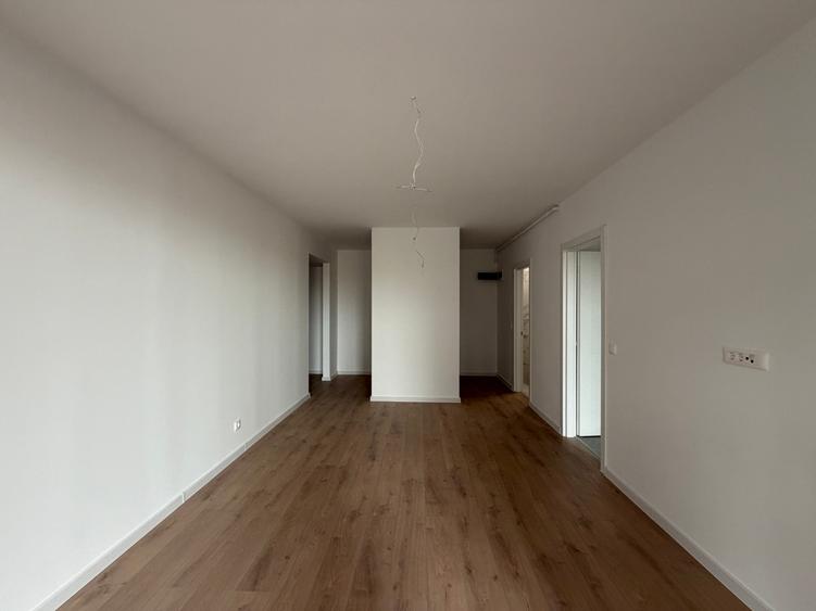 Apartament cu 3 camere decomandat în Theodor Pallady