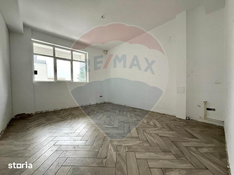 Spațiu comercial, de 186 mp, în Cumpăna