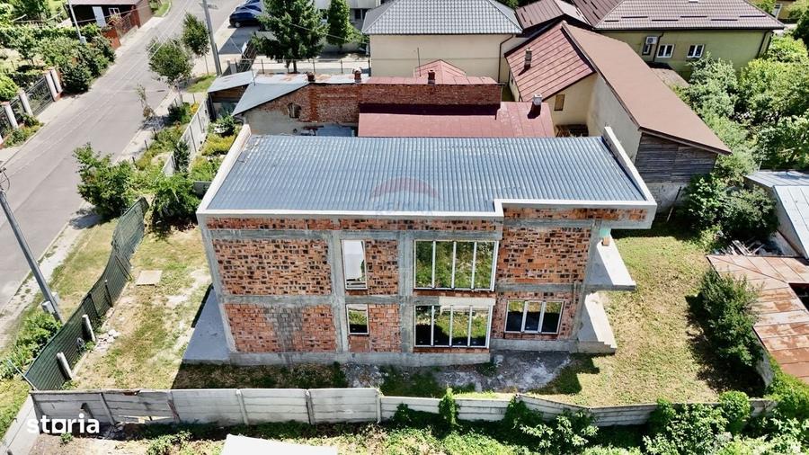 Casă cu 4 camere în Central