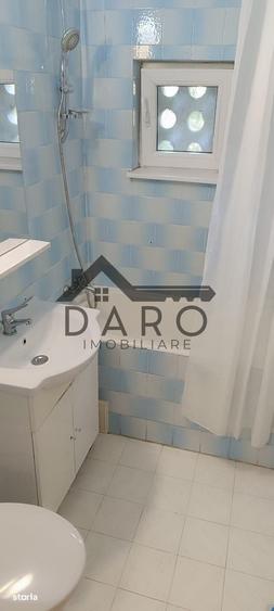 Apartament cu 3 camere decomandat în Cornișa