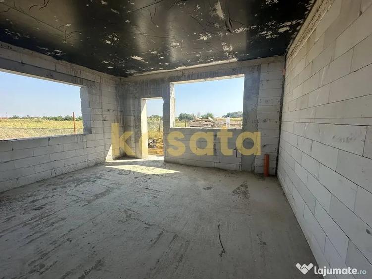 Casă cu 4 camere cu Teren 420 Mp în Țegheș