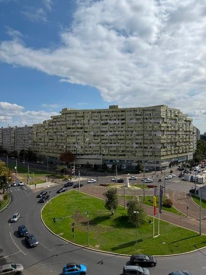 Apartament cu 4 camere decomandat în Pantelimon