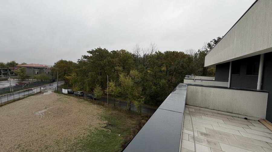 Casă individuală cu 32 camere cu Canalizare în Chiajna