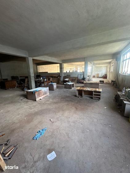 Casă cu Teren 997 Mp în Schiau