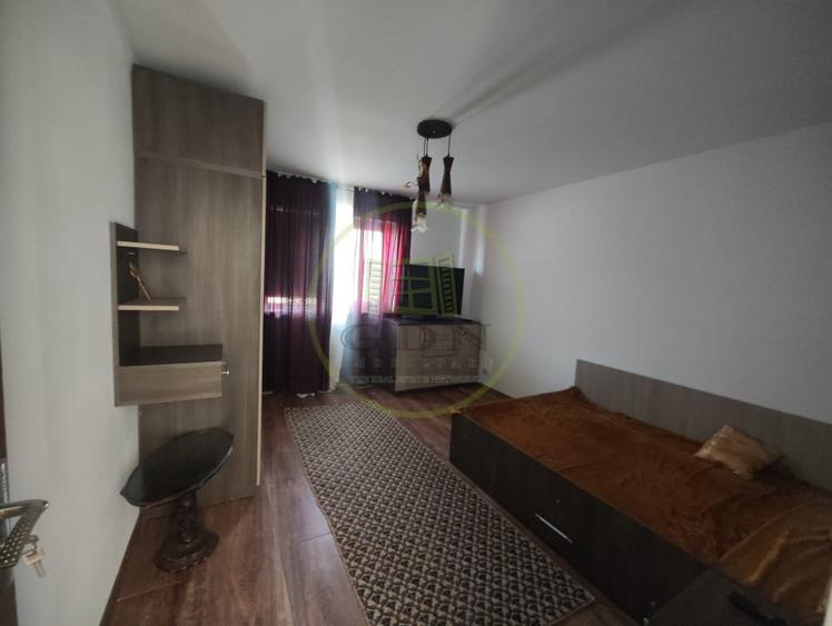 Casă individuală cu 4 camere cu Teren 557 Mp în Ghercești