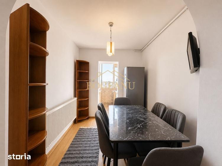 Apartament cu 3 camere decomandat în Torontalului