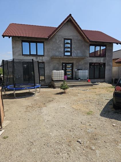 Casă cu 3 camere în Halânga