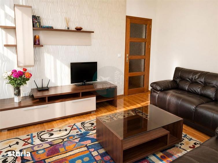 Apartament cu 2 camere, mobilat în Central