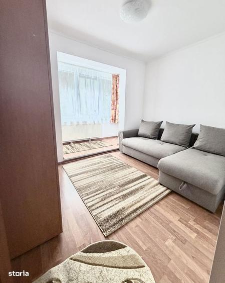 Apartament cu 3 camere decomandat în Tudor
