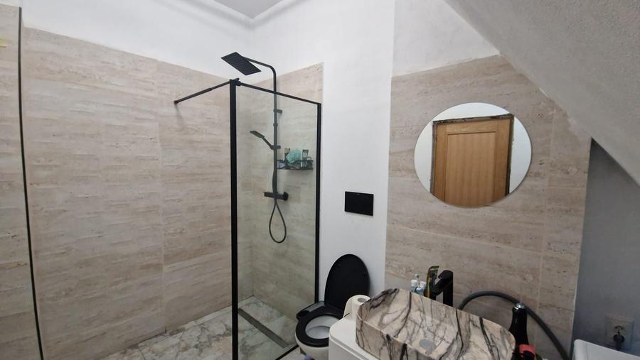 Casă cu 2 camere cu Teren 67 Mp în Central