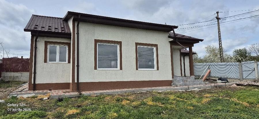 vand casa in Mihail Kogalniceanu jude?ul Gala?i - 1