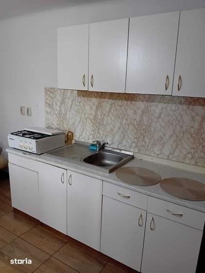 Casă cu 2 camere cu Teren 50 Mp în Tomești