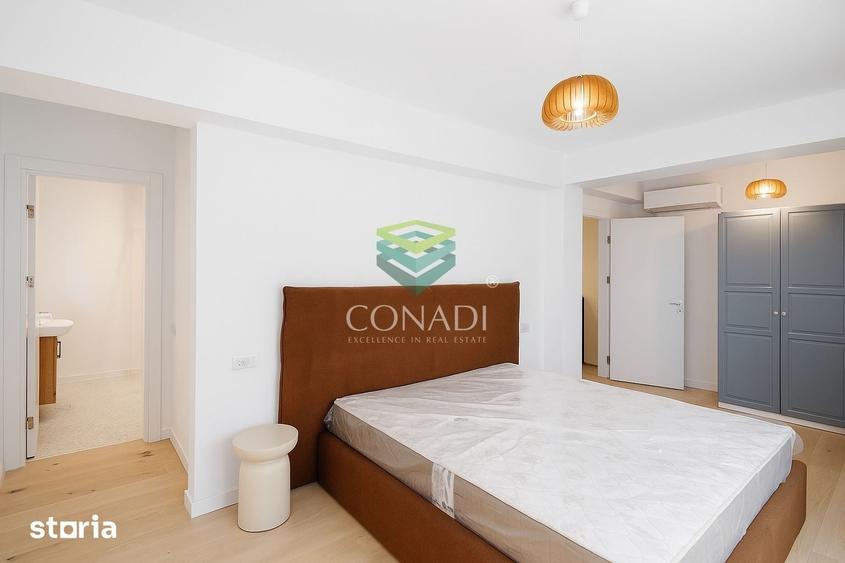 Casă cu 9 camere cu Teren 400 Mp în Corbeanca